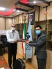 تجلیل از جناب آقای دکتر کوثری بابت زحمات فراوان در حوزه مشاوره دانشکده توسط جناب آقای دکتر ناصری ریاست محترم دانشکده شهید چمران گرگان 2